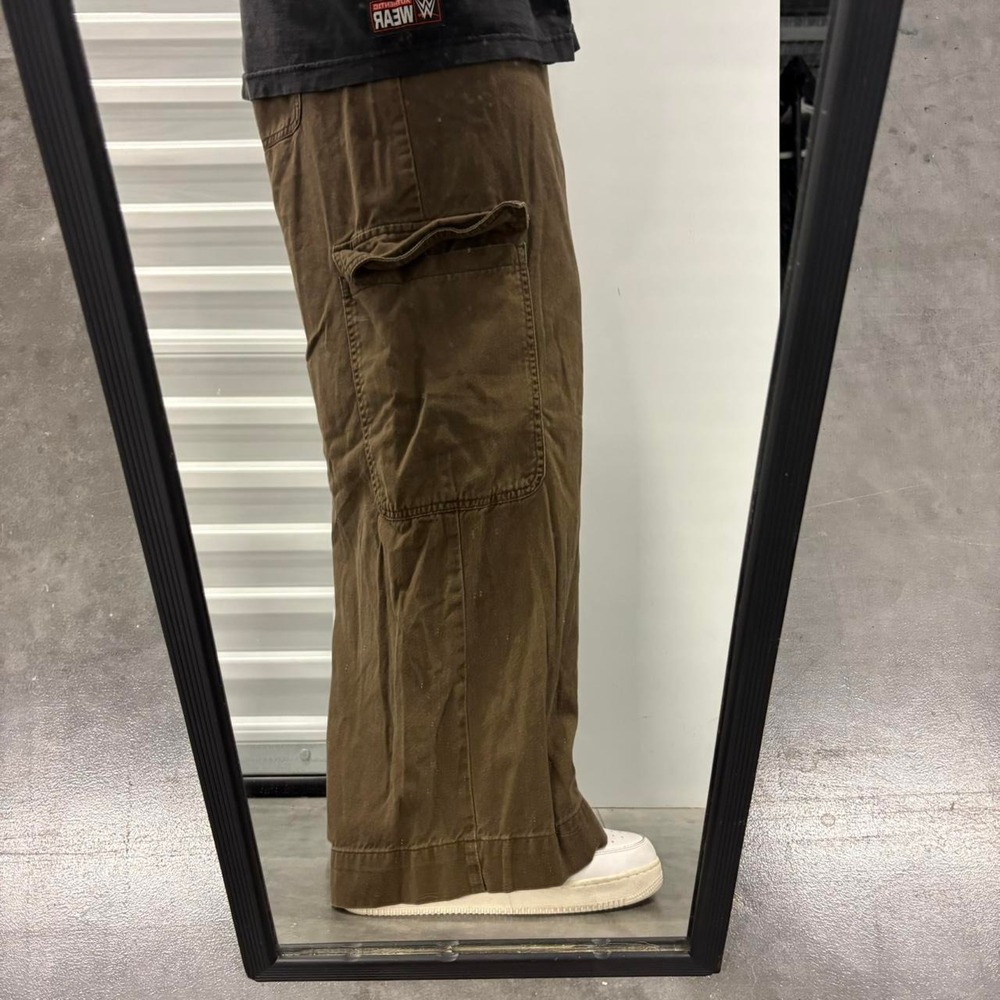 Vintage Y2K/2000s Super Baggy Wideleg Short Brown Cargo Pants!